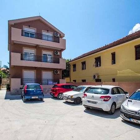Fort City Apartments Tivat Exterior photo